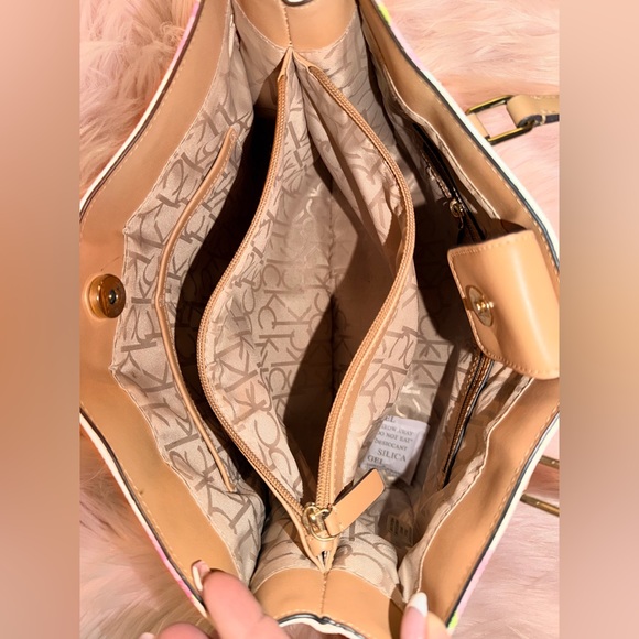 Calvin Klein Floral Tote - Cream and Pink - Picture 8 of 12